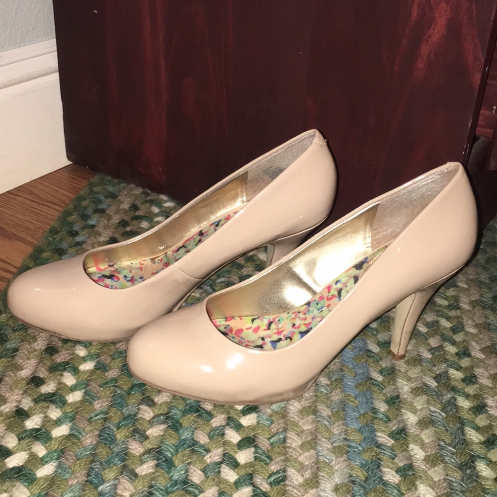 Nude patent leather heels